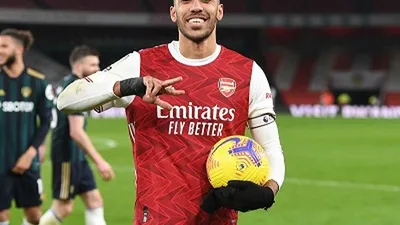 Pierre-Emerick Aubameyang  usai mencetak hattrick ke gawang Leeds United. (Twitter Arsenal)