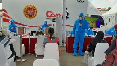 Badan Intelijen Negara (BIN) menggelar rapid test massal Covid-19 di Stasiun Bekasi, Jawa Barat, Selasa (26/5/2020). (Suara.com/Ummi Hadyah Saleh)
