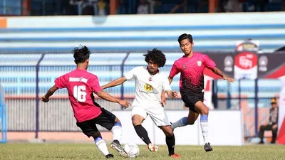 Aksi Bagus Kahfi saat membela Barito Putera di pertandingan Elite Pro Academy U-18. (dok Media Official Barito Putera)