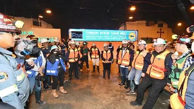 Ketua MPR, Bambang Soesatyo bersama rombongan di perut bumi pertambangan Freeport, Tembagapura, Papua (Ketua MPR)