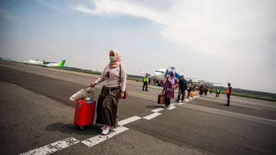 Inagurasi first flight operasional pesawat jet di Bandara Husein Sastranegara. (dok Humas Pemkot Bandung)