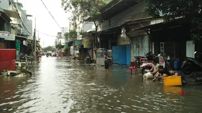 Banjir masih merendam pemukiman warga di Teluk Gong, Pejagalan, Jakarta Utara, Sabtu (4/1/2020). (Medcom/Yurike Budiman)