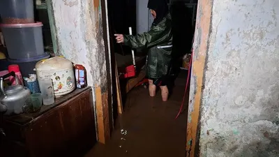 Rumah warga yang terendam banjir di Kecamatan Ciawi Kabupaten Tasikmalaya, Rabu (25/11/2020). (Ayotasik.com/Heru Rukanda)