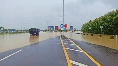 Banjir di Kertajati & Kadipaten, Kabupaten Majalengka, membuat GT Kertajati Tol Cipali Ditutup. (ist)