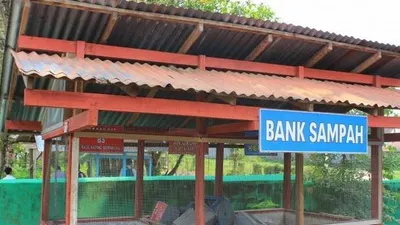 Edukasi Pengembangan Bank Sampah Diberikan Kepada Siswa dan Warga di Pulau Lancang