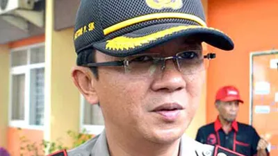 Kombes Bastoni Purnama