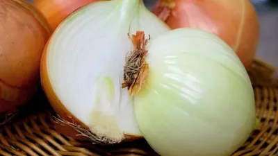 Harga Bawang Bombay di Pasar Senen Rp 150 Ribu. Foto: pixabay