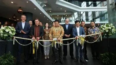 Peresmian Nusantara Authorized Mercedes Benz Passenger Car Dealer/JPNN