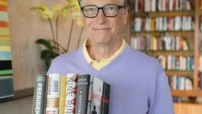 Pendiri Microsoft Corporation Bill Gates . Instagram: @thisisbillgates