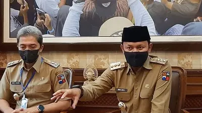 Wali Kota Bogor Bima Arya (kanan) dan Wakil Wali Kota Bogor Dedie A Rachim. (dok)