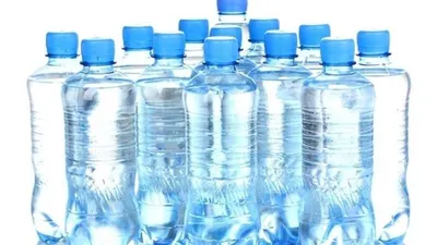 Ilustrasi botol plastik/net