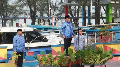 Bupati Kepulauan Seribu Husein Murad (pulauseribu.jakarta.go.id)