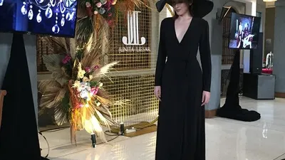 Busana koleksi Junita Liesar (Ayojakarta.com/Istihanah Soejoethi)