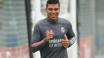 Gelandang Real Madrid, Casemiro dikabarkan sudah pulih usai terpapar Covid-19. Dia bahkan dinyatakan siap berlaga melawan Inter Milan pada matchday keempat Liga Champions 2020/2021 (instagram)