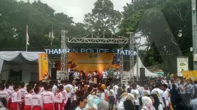 Suasana kegiatan car free day di kawasan Bundaran Hotel Indonesia, Jakarta Pusat, Minggu (23/2/2020). (Ayojakarta.com/Hendy Dinata)