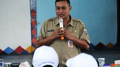 Kepala Dinas Pariwisata dan Ekonomi Kreatif Provinsi DKI Jakarta, Cucu Ahmad Kurnia men