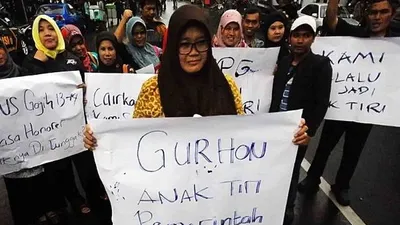 Demo guru honorer/Indonesiainside.id