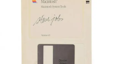 Disket dengan Tanda Tangan Steve Jobs Dihargai Rp 1,17 Miliar