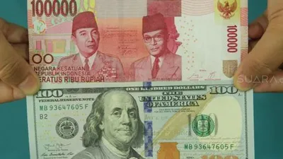 Nilai tukar Rupiah menguat terhadap Dolar AS. [Suara.com/Muhaimin A Untung]