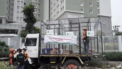 Tim DMC gulirkan bilik disifektan ke Rumah Sakit Darurat Wisma Atlet Kemayoran  (dok Dompet Dhuafa)
