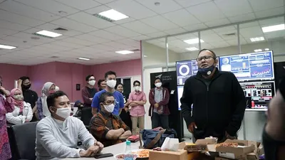 Direktur Eksekutif Dompet Dhuafa, Drg. Imam Rulyawan (Kacamata). (Dok Dompet Dhuafa)