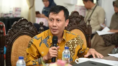 Anggota DPR dari Fraksi PKS, drh. Slamet (Fraksi PKS DPR)