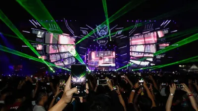 Suasana Djakarta Warehouse Project 2019 di JI Expo Kemayoran, Jakarta, Jumat (13/12/2019).(Kompas.com/Kristianto Purnomo)