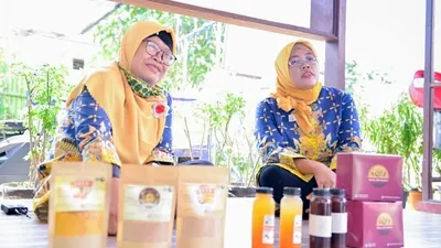 Hasil produk makanan dan minuman olahan ibu-ibu PKK RW 05 /dok: utara.jakarta.go.id