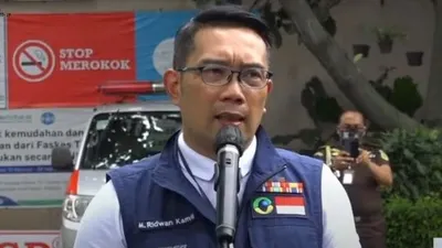 VAKSIN COVID-19: Ridwan Kamil Jalani Pengambilan Darah Kedua Uji Klinis III Vaksin Sinovac