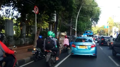 Pelanggaran terhadap jalur khusus sepeda (Dokumentasi Fakta)