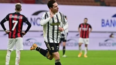 Federico Chiesa mencetak dua gol Juventus ke gawang AC Milan di San Siro, Kamis (7/1/2021) dini hari WIB. (Foto: AFP)