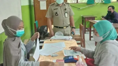 Pendistribusian BST di Jakarta/Beritajakarta