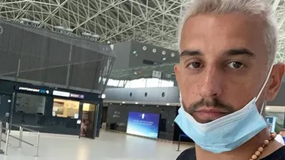 Pemain asing PSIS Semarang, Flavio Beck Jr, berswafoto saat tertahan di Kroasia. (ist)