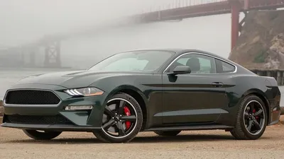 Ford Mustang Bullitt, salah satu jenis mobil sport andalan Ford Mustang yang laris di pasaran.  (motor1)