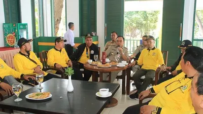 Bupati Kepulauan Seribu Husein Murad menerima kunjungan Forum Dewan Kota DKI (pulauseribu.jakarta.go.id)