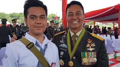 Johanes Vianney Derda foto bersama KSAD Jenderal TNI Andika Perkasa/Ayojakarta.com