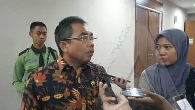 Ketua Fraksi PDIP DPRD DKI Jakarta Gembong Warsono / instagram: @gembongwarsono