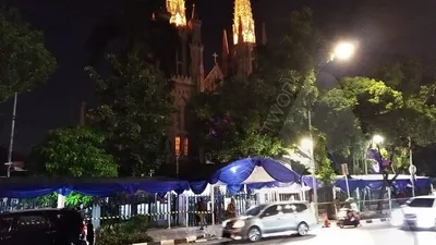 TNI/Polri dan Gerakan Pemuda Ansor Siaga Amankan Misa di Gereja Katedral