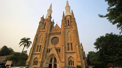 Gereja Katedral, Sawah Besar, Jakarta Pusat. (shutterstock)