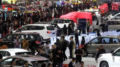 Suasana di Gaikindo Indonesia International Auto Show (GIIAS) 2019 di ICE BSD, Tangerang, Banten. Sebagai ilustrasi pasar otomotif nasional roda empat [Suara.com/Arief Hermawan P]