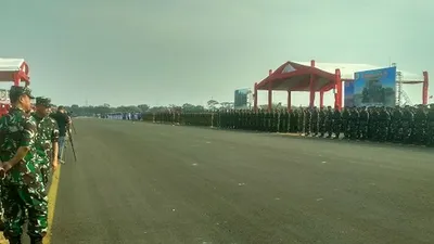 Persiapan gladi bersih acara puncak peringatan HUT ke-74 TNI di Lanud Halim Perdana Kusumah, Jakarta Timur, Kamis (3/10/2019)/Ayojakarta.com