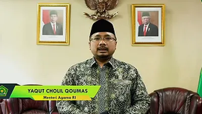 Menag Yaqut Cholil Qoumas meluncurkan gerakan wakaf uang ASN/dok: YouTube Kemenag RI