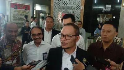 Hari Pertama Ngantor di Kemenpora, Apa Saja Kerjaan Hanif?