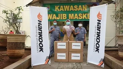 Hankook Tire Berikan Donasi Masker ke TFT Dinkes Pemkab Bekasi