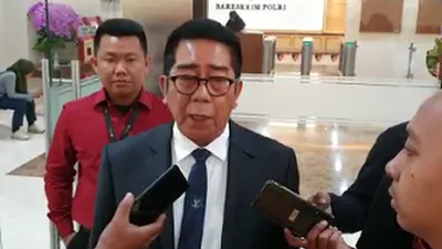 Laporan Ditolak Polisi, Henry Yosodiningrat: Rocky Gerung Pasti Besar Kepala