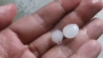 tangkap layar cuplikan bideo hujan es di Kota Bogor / instagram: bogor.terkini