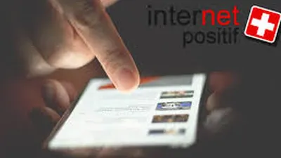 Kelurahan Ini Edukasi Warga Lansia Gunakan Internet Secara Positif