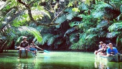 Ilustasi wisata alam Indonesia