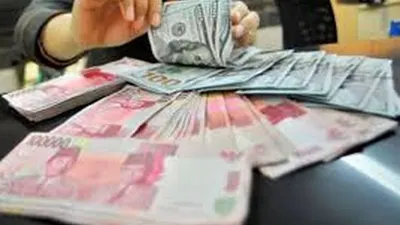 Jelang akhir pekan ini, nilai tukar rupiah tak berdaya melawan dolar AS. (dok)