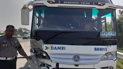 1 Orang Tewas Akibat Kecelakaan Bus di Jagorawi